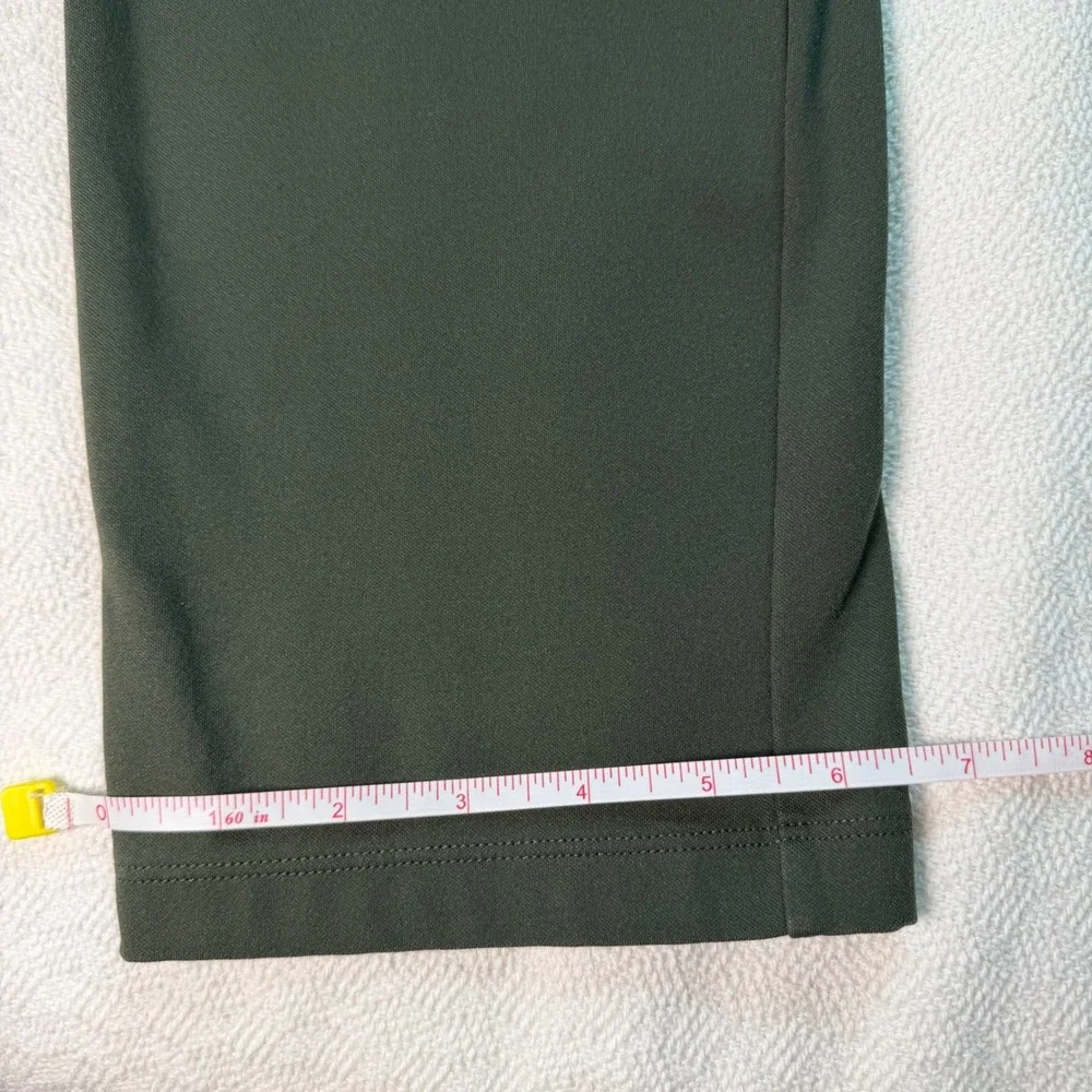 Uniqlo Ultra Stretch Jogger Tapered Pants Forest Green Mens 311-167394 Small